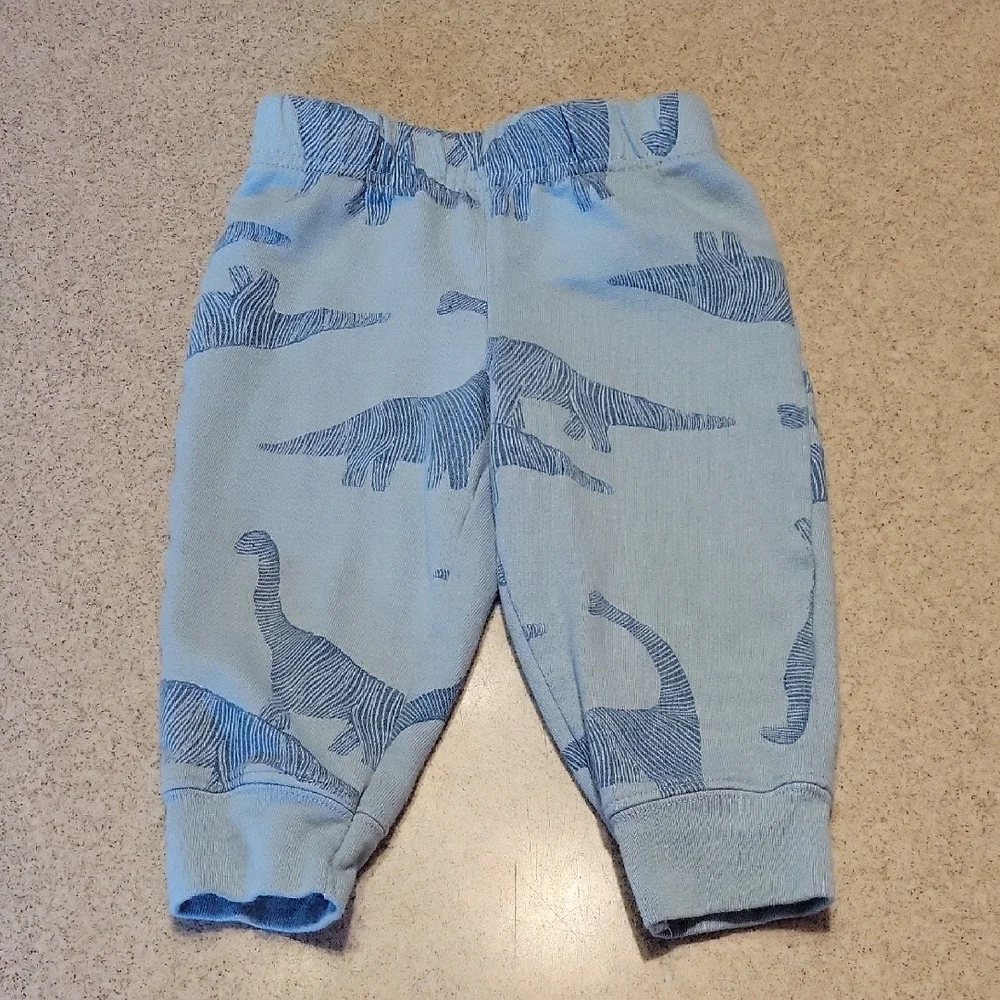 Carter's Blue 2pc Dinosaur Theme Outfit SIZE 6-9 Months